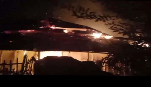 রাইখালীর হাফছড়িতে আগুনে পুড়ল বসতঘর
