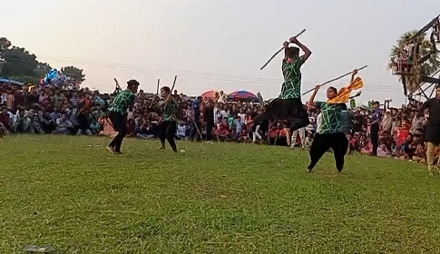 মহম্মদপুরে ঐতিহ্যবাহী লাঠি খেলা ও গ্রামীণ মেলা অনুষ্ঠিত