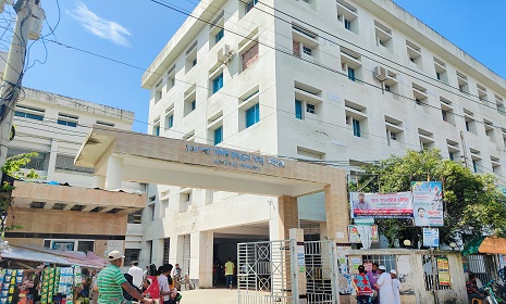 কোটালীপাড়ায় ইজিবাইক চাপায় শিশু নিহত