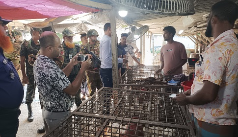 টুঙ্গিপাড়ায় মূল্য তালিকা না থাকায় ৯ ব্যবসায়ীকে ১৯ হাজার টাকা জরিমানা