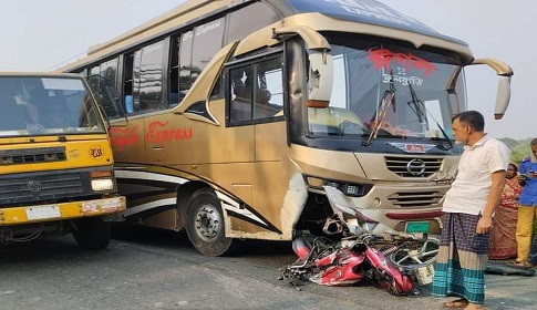 শ্যামনগরে সড়ক দুর্ঘটনায় মোটরসাইকেল চালক নিহত