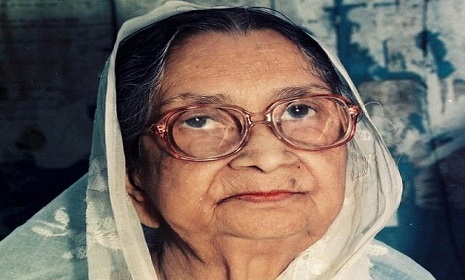 তাহারেই পড়ে মনে