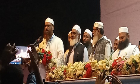 'শেখ হাসিনা ভারতের সক্রিয় মদদপুষ্ট হয়ে জাতির সাথে বেঈমানি করেছেন'