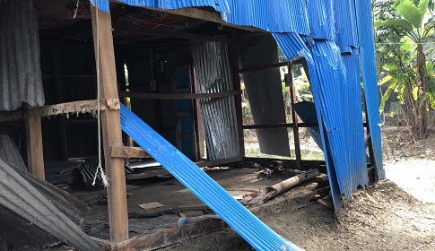 সুবর্ণচরে সন্ত্রাসী কায়দায় বাড়ীঘর দখল, হামলা-ভাঙচুর
