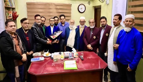 ময়মনসিংহ প্রেসক্লাব ফ্যাসিস্ট মুক্ত হয়েছে কিনা জানতে চায় আন্দোলনকারী সাংবাদিকরা