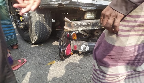 নোয়াখালীর সুবর্ণচরে ট্রাক চাপায় যুবকের মৃত্যু