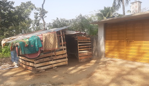 জমি বিক্রির পরও এসএ রেকর্ডে বাবার নাম থাকায় ৬৫ বছর পর ছেলের জমি জবরদখলের চেষ্টা