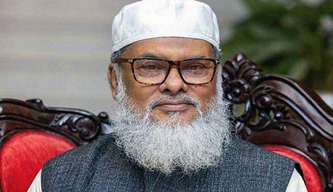 ‘হজের বিমান ভাড়া বেশি নিলে ব্যবস্থা নেওয়া হবে’