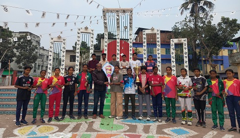 শীতকালীন ভলিবল প্রতিযোগিতার জাতীয় পর্যায়ে রানারআপ পঞ্চগড়ের মেয়েরা, এলাকায় সংবর্ধনা