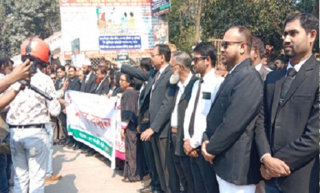শিশু ধর্ষণ মামলার আসামিদের পক্ষে দাঁড়াবেন না মাগুরার আইনজীবীরা