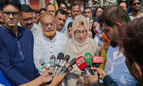 ‘যে আইনেই হোক ধর্ষকের বিচার জনসম্মুখে কার্যকর করতে হবে’
