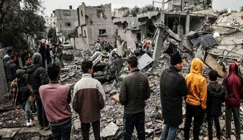 গাজায় হত্যাযজ্ঞ চলছেই, নিহতের সংখ্যা ৫০ হাজার ছাড়াল