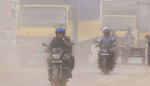 ঈদের ছুটিতেও বায়ুদূষণে শীর্ষ দশে ঢাকা
