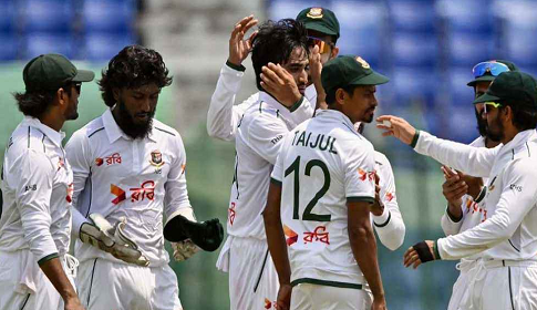 মিরাজের নৈপুণ্যে ইনিংস ব্যবধানে জিতল বাংলাদেশ