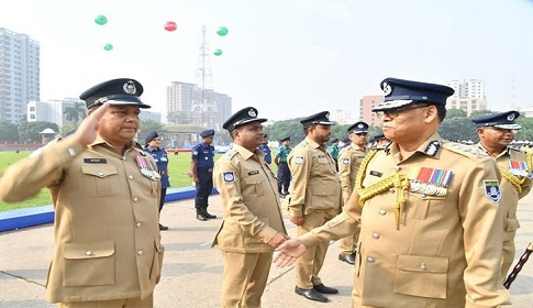 ‘আইজিপি ব্যাজে’ ভূষিত গোয়ালন্দ ঘাট থানার ওসি উত্তম ঘোষ