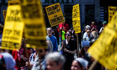 মে দিবসে যুক্তরাষ্ট্রজুড়ে ট্রাম্পবিরোধী বিক্ষোভ