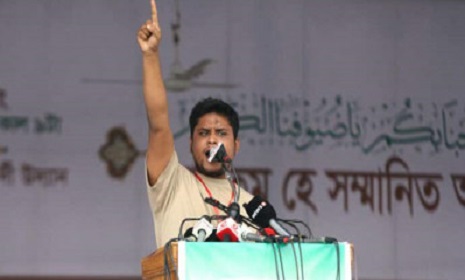 ‘ভুলে যাবেন না, আমরা আপনাকে ক্ষমতায় বসিয়েছি’