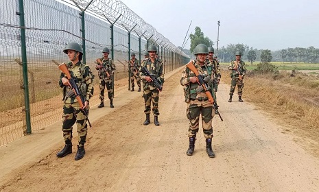 পাকিস্তানি রেঞ্জার আটক, নিয়ন্ত্রণ রেখায় ফের সংঘর্ঘ