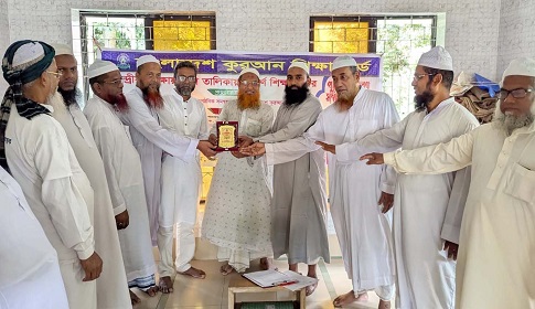 ফরিদপুর প্রেসক্লাবের সাধারণ সম্পাদক মাহবুব হোসেন পিয়ালকে সম্মাননা প্রদান