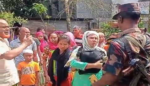 কুড়িগ্রাম সীমান্তে ৮ বাংলাদেশিসহ আটক ৪৪