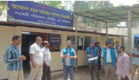 দিনাজপুর বিআরটিএ কার্যালয়ে দুদকের অভিযান 