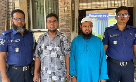 সালথায় সেচ্ছাসেবক লীগের ২ নেতা আটক