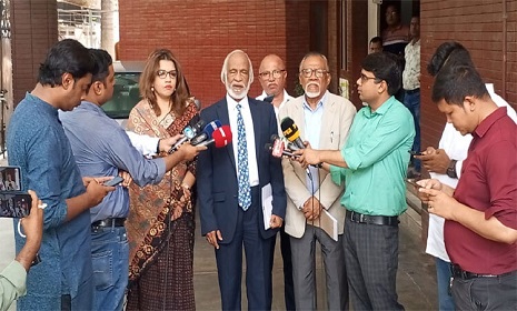‘আওয়ামী লীগ নিষিদ্ধ হবে কি না, সিদ্ধান্ত জনগণের’