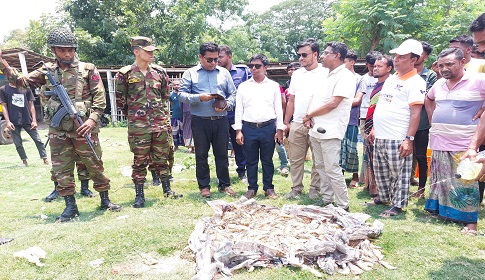 শ্যামনগরে পুশকৃত ৫১২ কেজি চিংড়ি জব্দ, আটক ৬