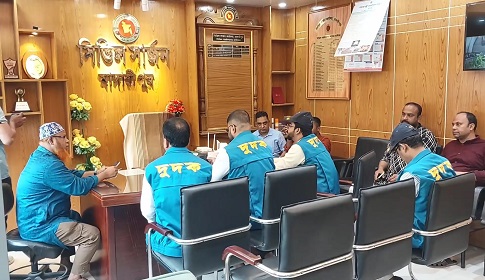 মাদারীপুর জেলা হাসপাতালের দরপত্রে অনিয়মের অভিযোগে দুদকের অভিযান