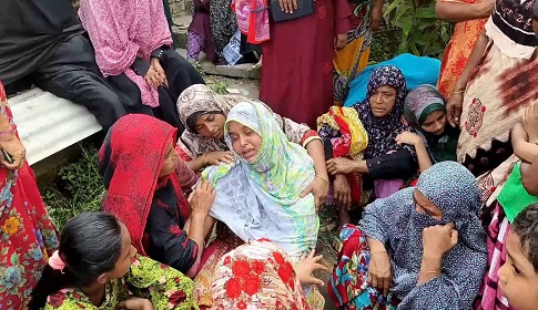 বিলের পুকুরপাড় থেকে  সাবেক বিজিবি সদস্যের মরদেহ উদ্ধার 