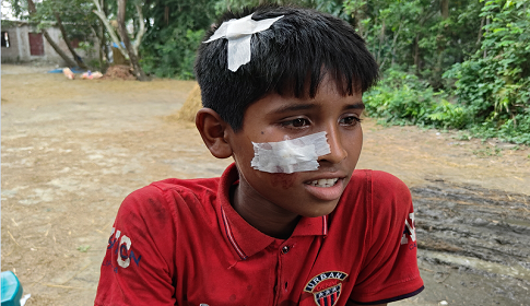 গোপালগঞ্জে দুই গ্রুপের সংঘর্ষে শিশুসহ আহত ৩০