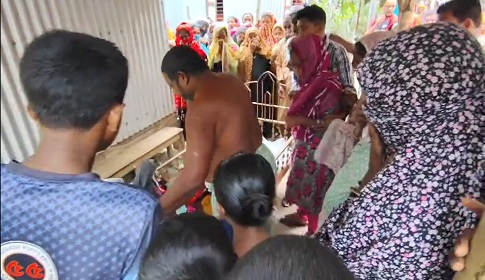 মাদারীপুরে পিকনিকের ট্রলার ডুবির ঘটনায় নিখোঁজ যুবকের লাশ উদ্ধার
