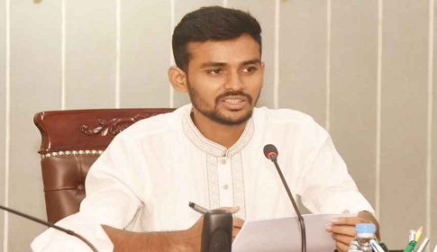 ইশরাককে শপথ না পড়ানোর কারণ জানালেন উপদেষ্টা আসিফ মাহমুদ