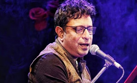 ‘বাংলাদেশের গান পেলে আগ্রহ নিয়ে করি’