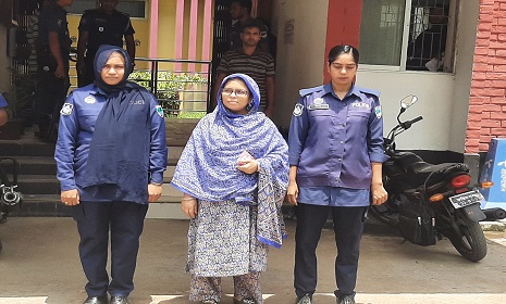 সাতক্ষীরার সংরক্ষিত নারী আসনের সাংসদ লায়লা পারভিন সেঁজুতি গ্রেপ্তার