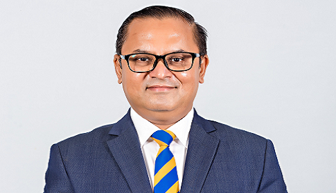 বর্ষসেরা এসএমই ব্যাংকার অ্যাওয়ার্ড জিতলেন ব্র্যাক ব্যাংকের সৈয়দ আব্দুল মোমেন