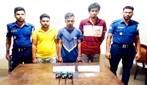 বিমানবাহিনীতে চাকরির প্রলোভনে প্রতারণা, ঈশ্বরদীতে ৩ প্রতারক গ্রেপ্তার