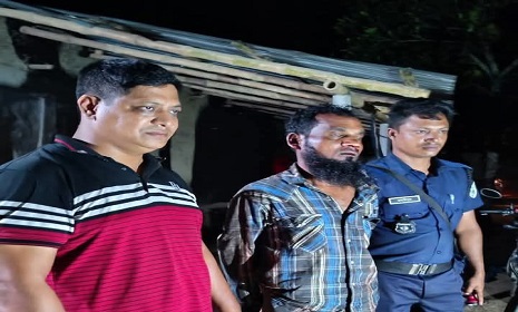জামাইয়ের ছুরিকাঘাতে শাশুড়ি নিহত, আহত স্ত্রী ও শ্যালক, জামাই আটক 