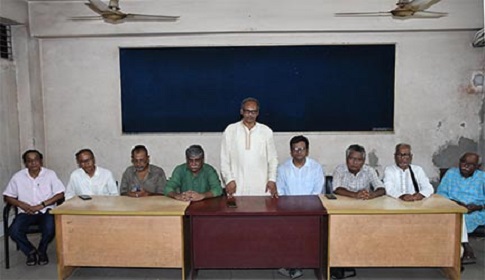 পরিদর্শন শেষে সাংবাদিকদের সাথে বাম গণতান্ত্রিক জোটের মতবিনিময় 