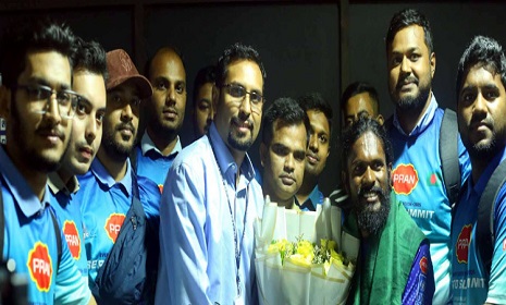 দেশে ফিরেছেন এভারেস্টজয়ী শাকিল