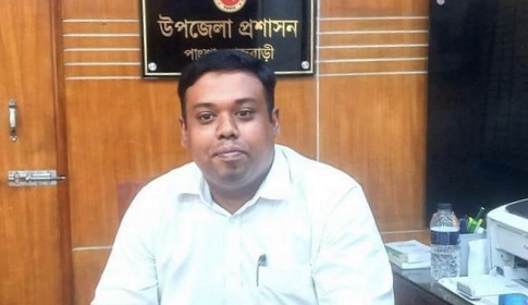 ঈদযাত্রায় বাড়তি ভাড়া নিলে কঠোর ব্যবস্থা নেওয়ার হুঁশিয়ারি ইউএনও'র