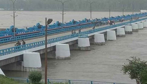 তিস্তার পানি বাড়ায় ভারতে ‘রেড অ্যালার্ট’, বাংলাদেশেও সতর্কবার্তা