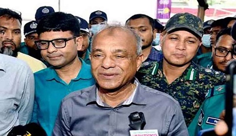 ‘এবার দুর্নীতিবাজরা না থাকায় বড় গরু বিক্রি হচ্ছে কম’
