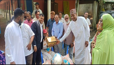 বৃদ্ধাশ্রমে ঈদ-পরবর্তী শুভেচ্ছা বিনিময়ে বিদেশী চিকিৎসক
