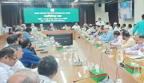 ‘লেভেল প্লেয়িং ফিল্ড তৈরিতে ইসি বদ্ধপরিকর’