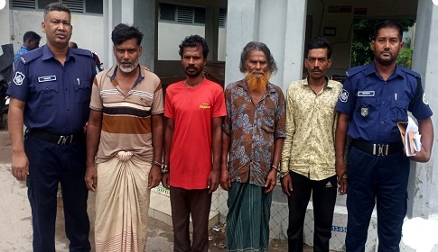 আগৈলঝাড়ায় সংঘবদ্ধ চোর চক্রের চার জন আটক