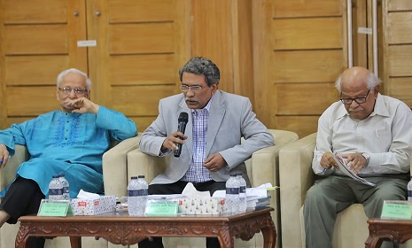 ‘একটু ছাড় দেওয়ার জায়গায় আসুন’