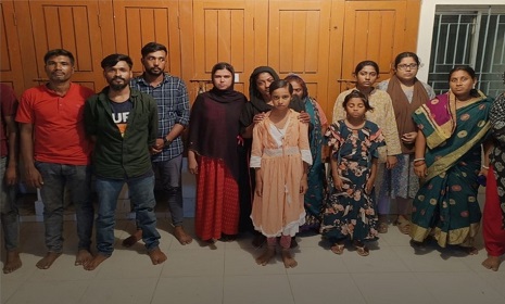 সাতক্ষীরা সীমান্ত দিয়ে পতাকা বৈঠকের মাধ্যমে আরো ১৪ জনকে বাংলাদেশে পাঠালো বিএসএফ