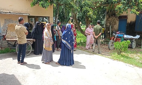 স্বামীর মরদেহ হাসপাতালে ফেলে পালালো স্ত্রীসহ শ্বশুরবাড়ির লোকজন