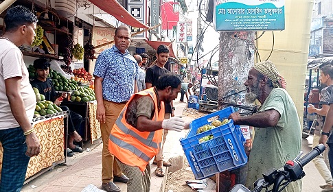 অবৈধ স্থাপনা উচ্ছেদে শ্রীমঙ্গল পৌরসভার অভিযান